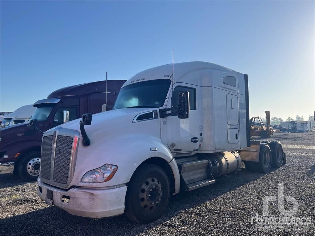 Kenworth T680 وحدات الجر