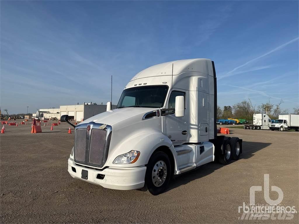 Kenworth T680 وحدات الجر