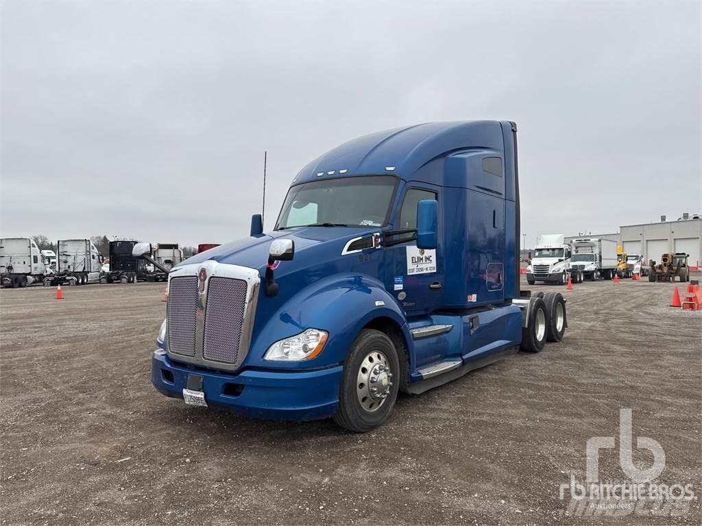 Kenworth T680 وحدات الجر
