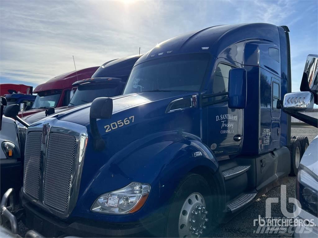 Kenworth T680 وحدات الجر