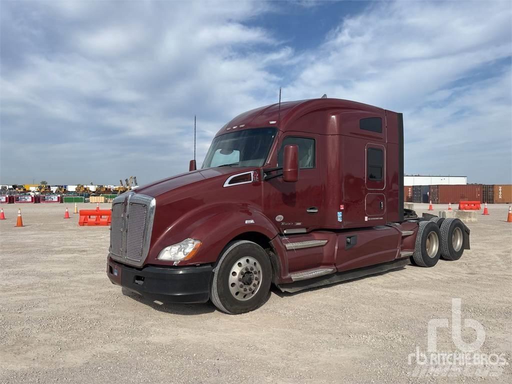 Kenworth T680 وحدات الجر