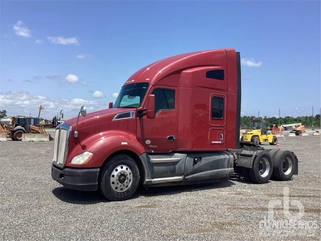 Kenworth T680 وحدات الجر