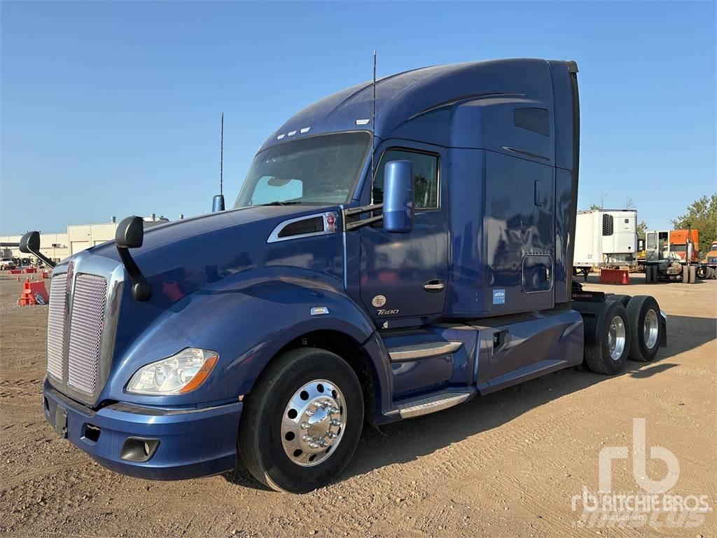 Kenworth T680 وحدات الجر