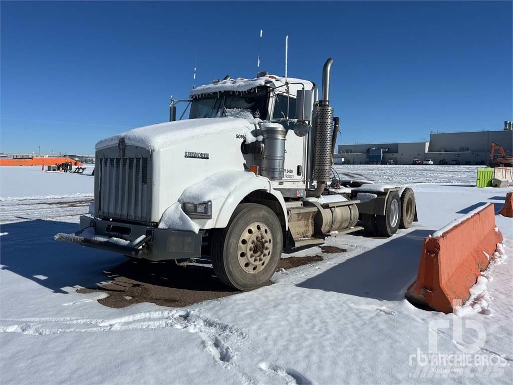 Kenworth T800 وحدات الجر