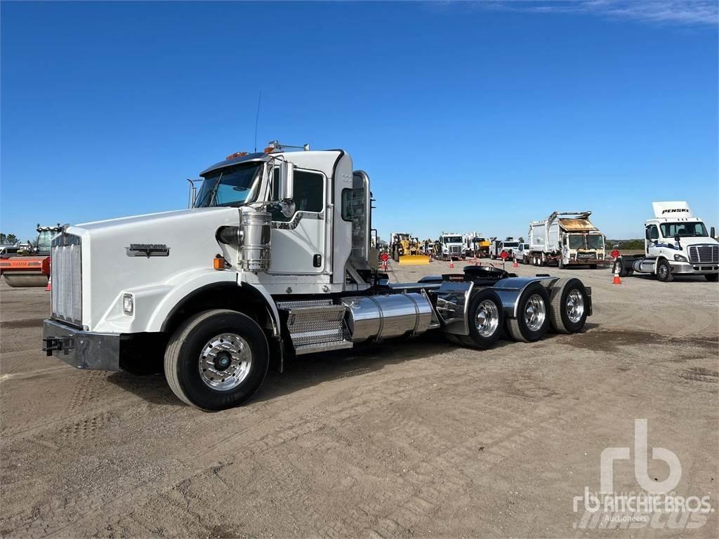 Kenworth T800 وحدات الجر