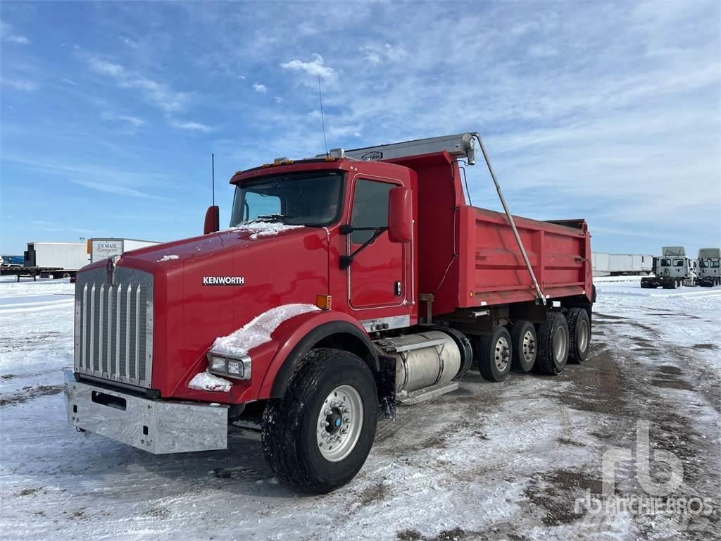 Kenworth T800 شاحنات قلابة