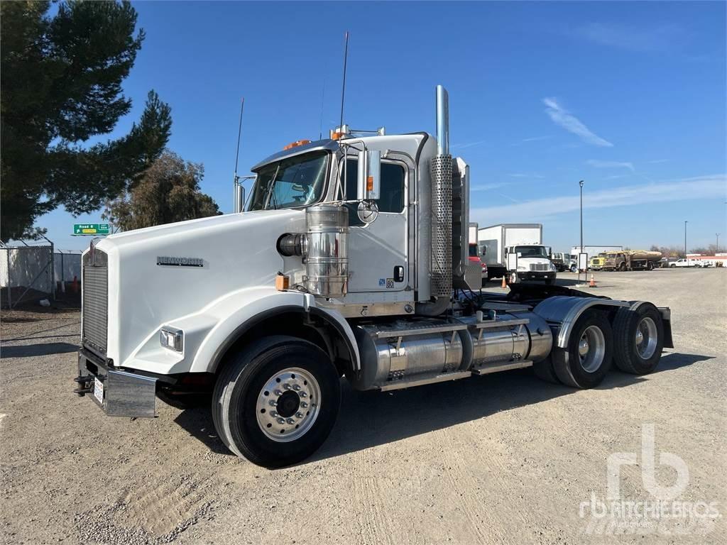 Kenworth T800 وحدات الجر