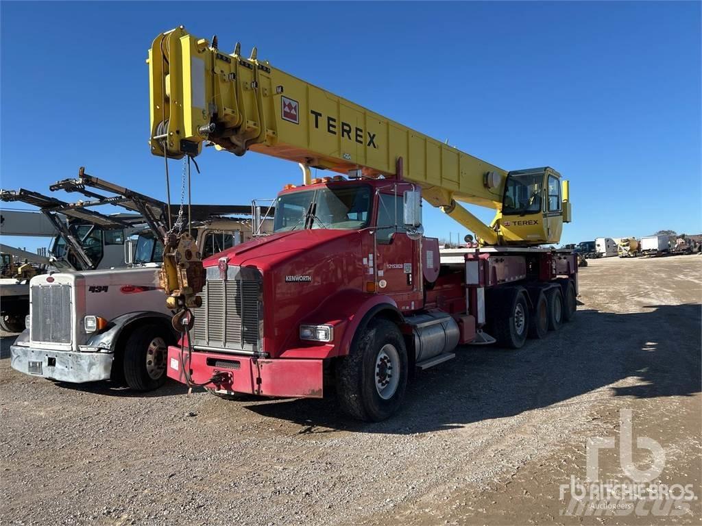 Kenworth T800 شاحنات الرافعات