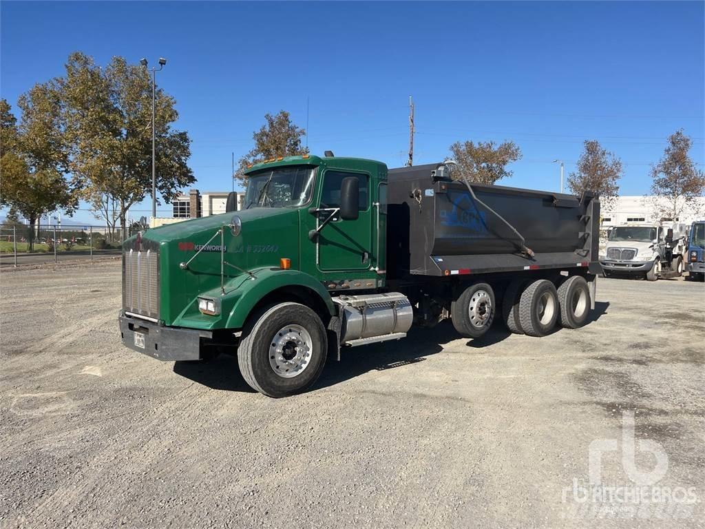 Kenworth T800 شاحنات قلابة