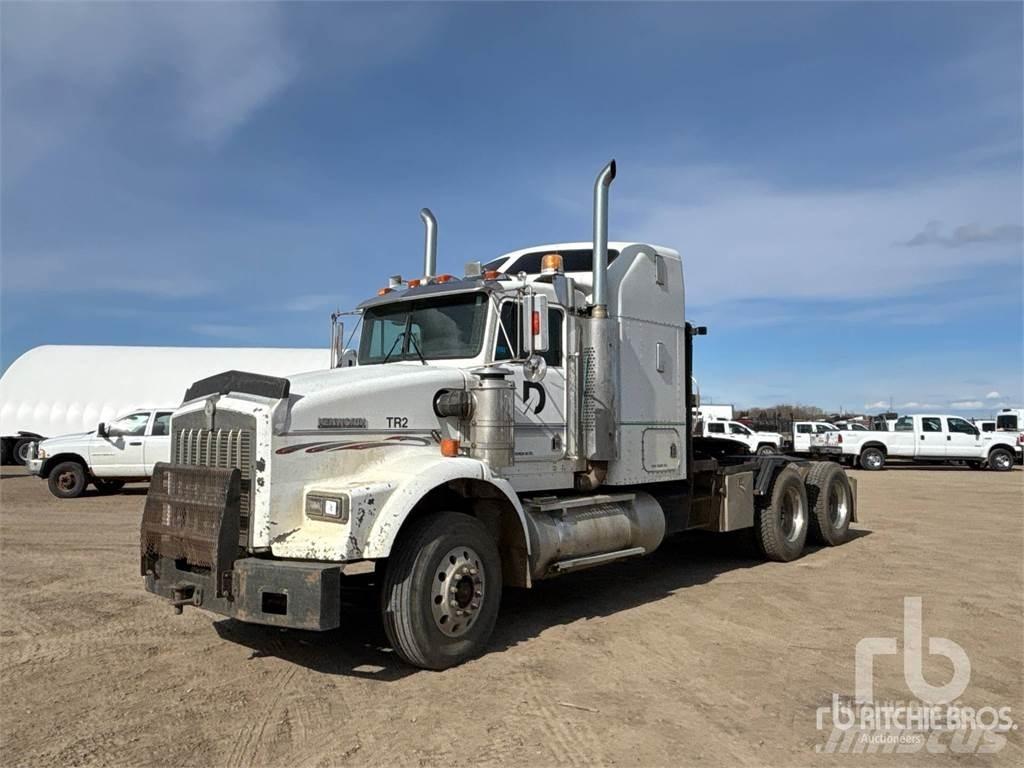 Kenworth T800 شاحنات مسطحة / أوناش