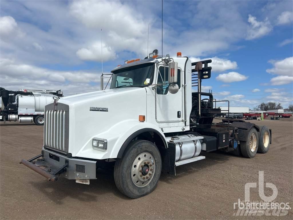 Kenworth T800 شاحنات مسطحة / أوناش