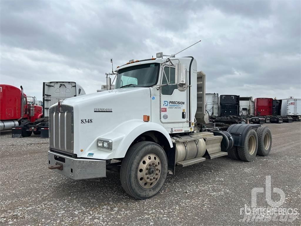 Kenworth T800 وحدات الجر