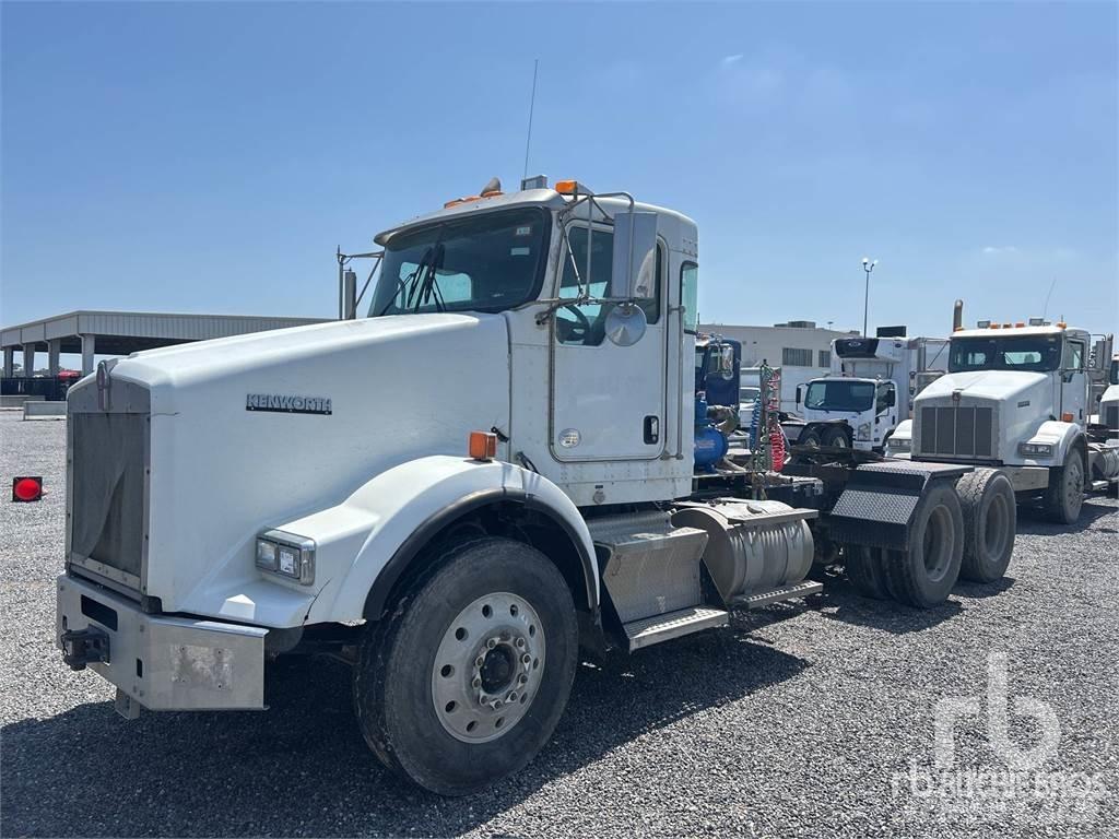 Kenworth T800 وحدات الجر