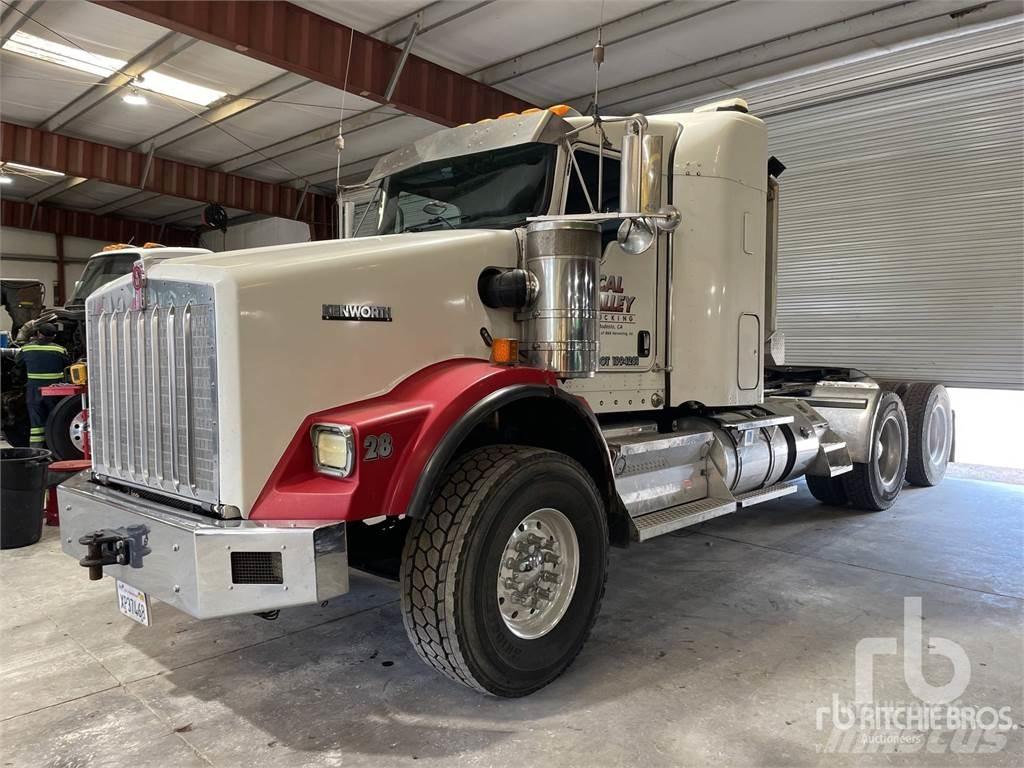 Kenworth T800B وحدات الجر