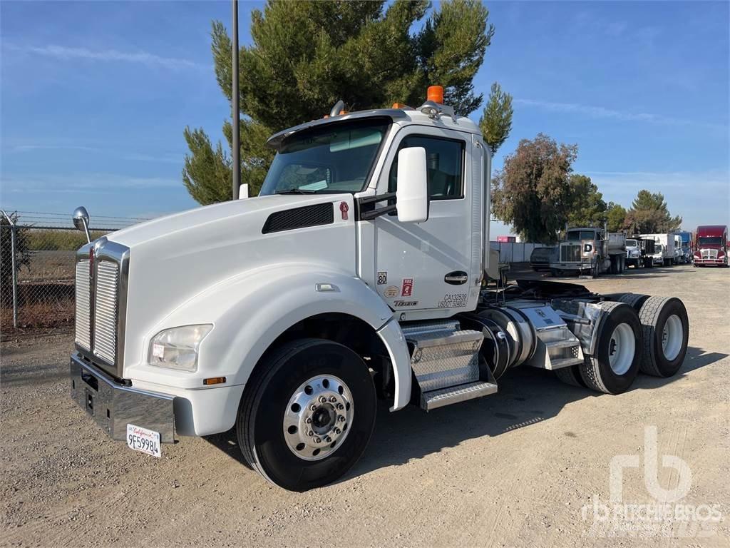 Kenworth T880 وحدات الجر