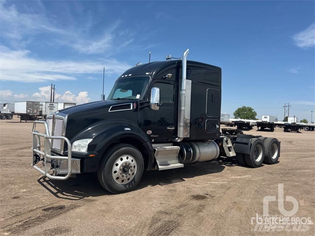 Kenworth T880 وحدات الجر