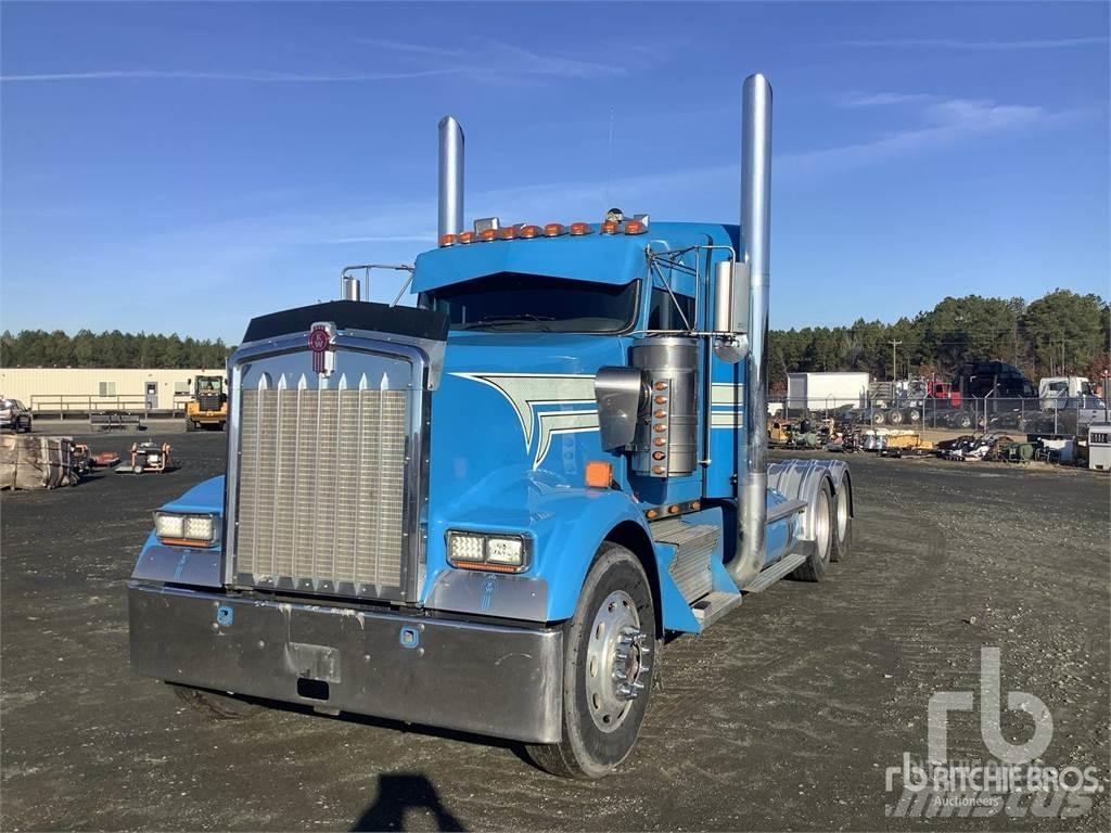 Kenworth W900 وحدات الجر