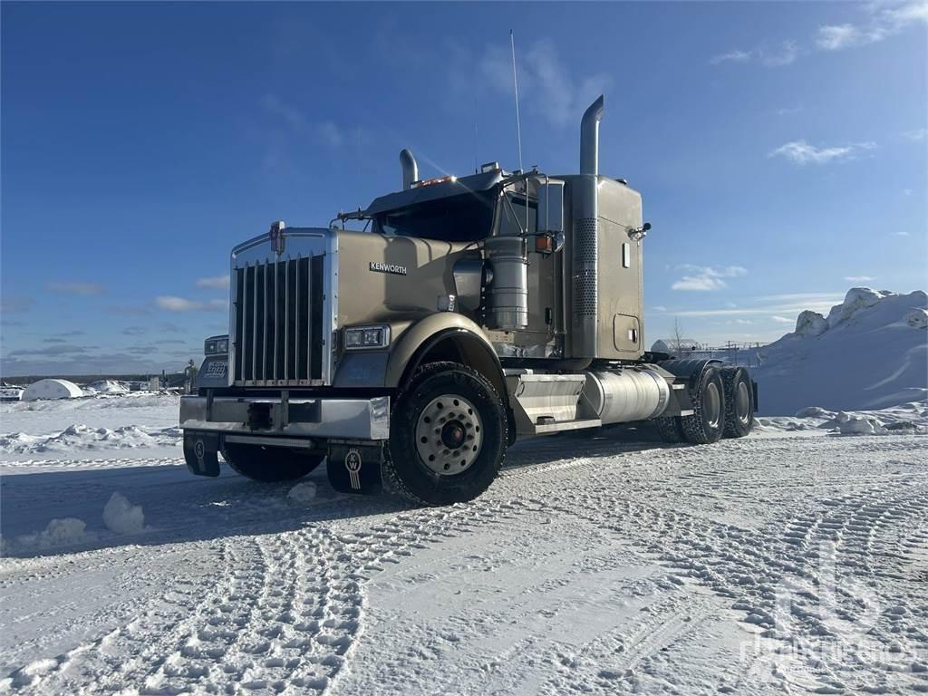 Kenworth W900 وحدات الجر