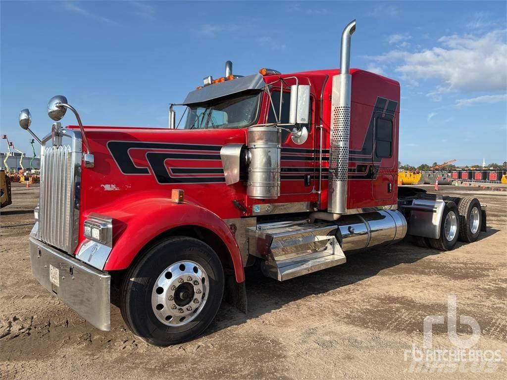 Kenworth W900 وحدات الجر