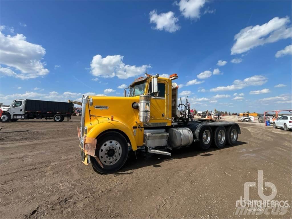 Kenworth W900 وحدات الجر