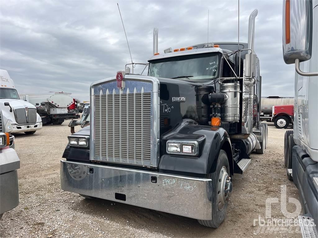 Kenworth W900 وحدات الجر