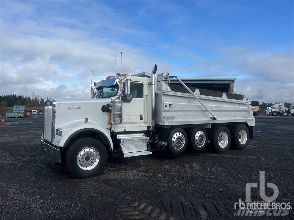 Kenworth W900 شاحنات قلابة