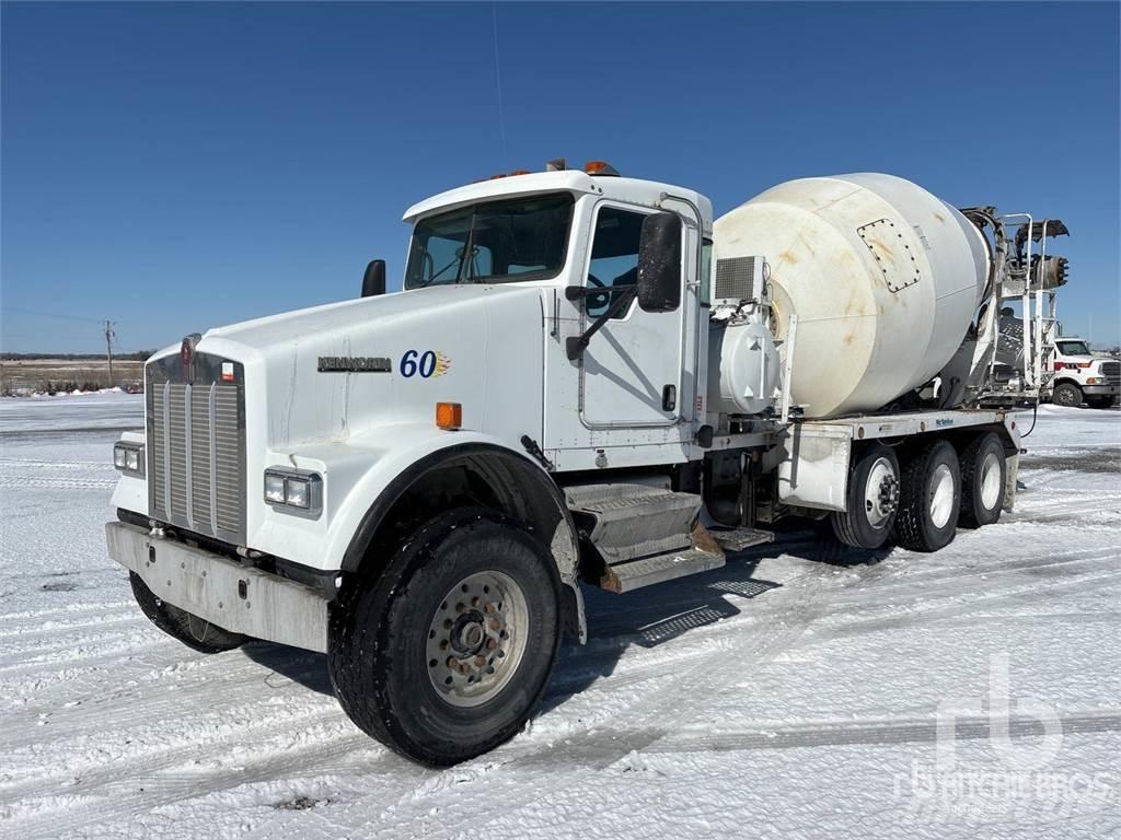 Kenworth W900 شاحنات خرسانة