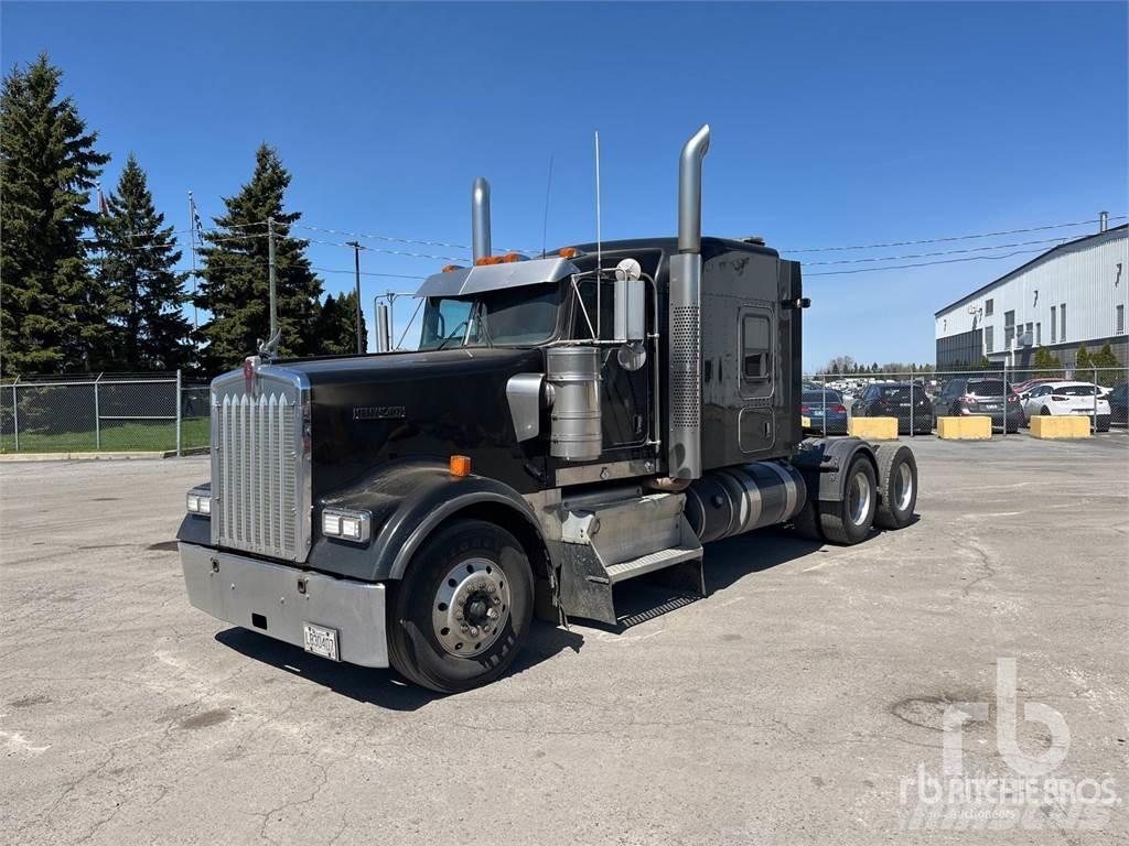 Kenworth W900 وحدات الجر