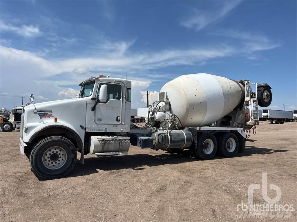Kenworth W900 شاحنات خرسانة