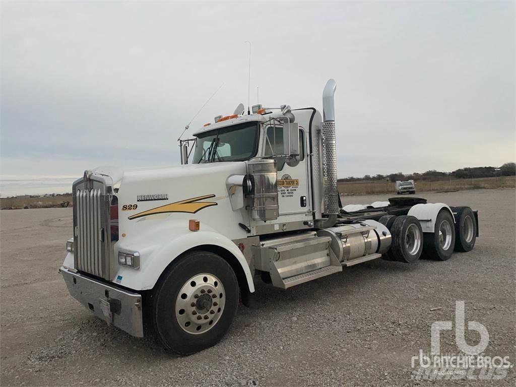 Kenworth W900 وحدات الجر