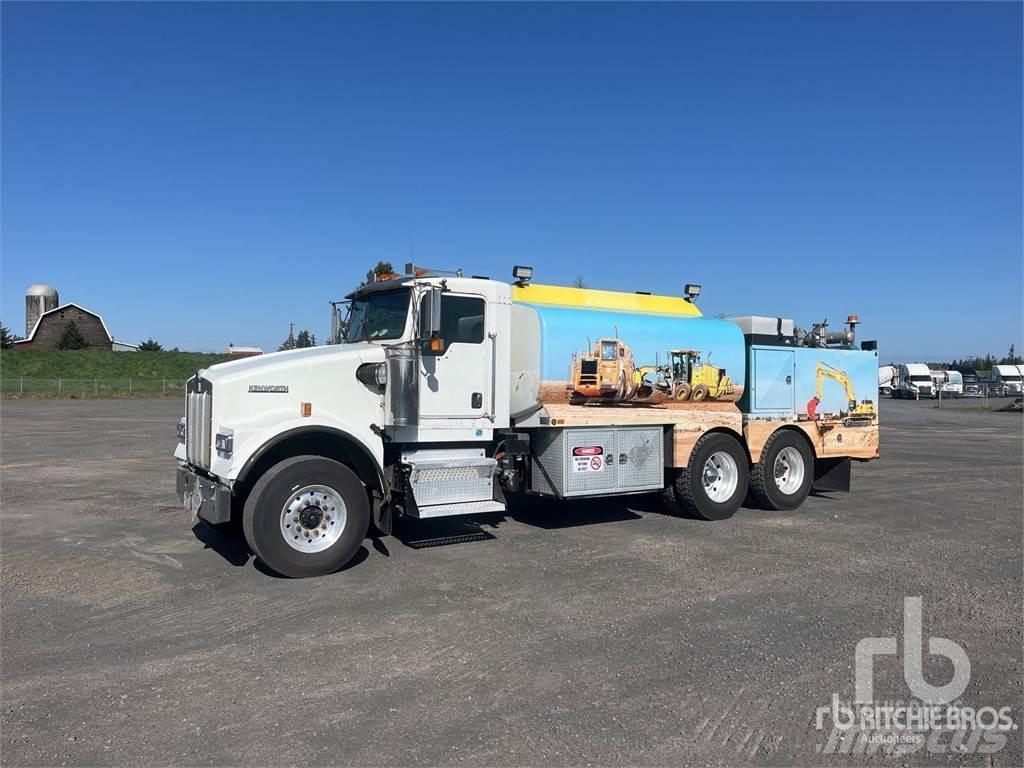 Kenworth W900B شاحنات ذات صهاريج
