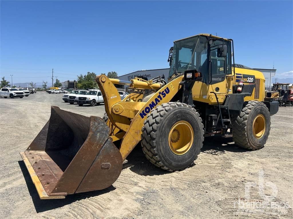 Komatsu WA320-8 لوادر بعجل