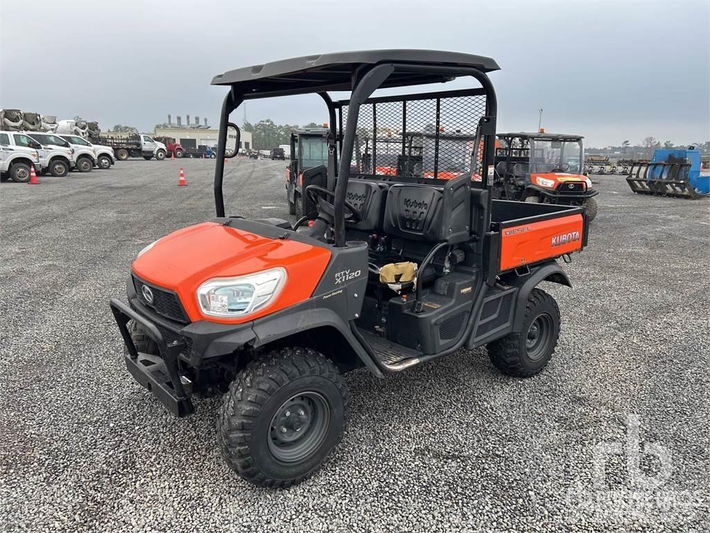 Kubota 4x4 ماكينات منفعة عامة