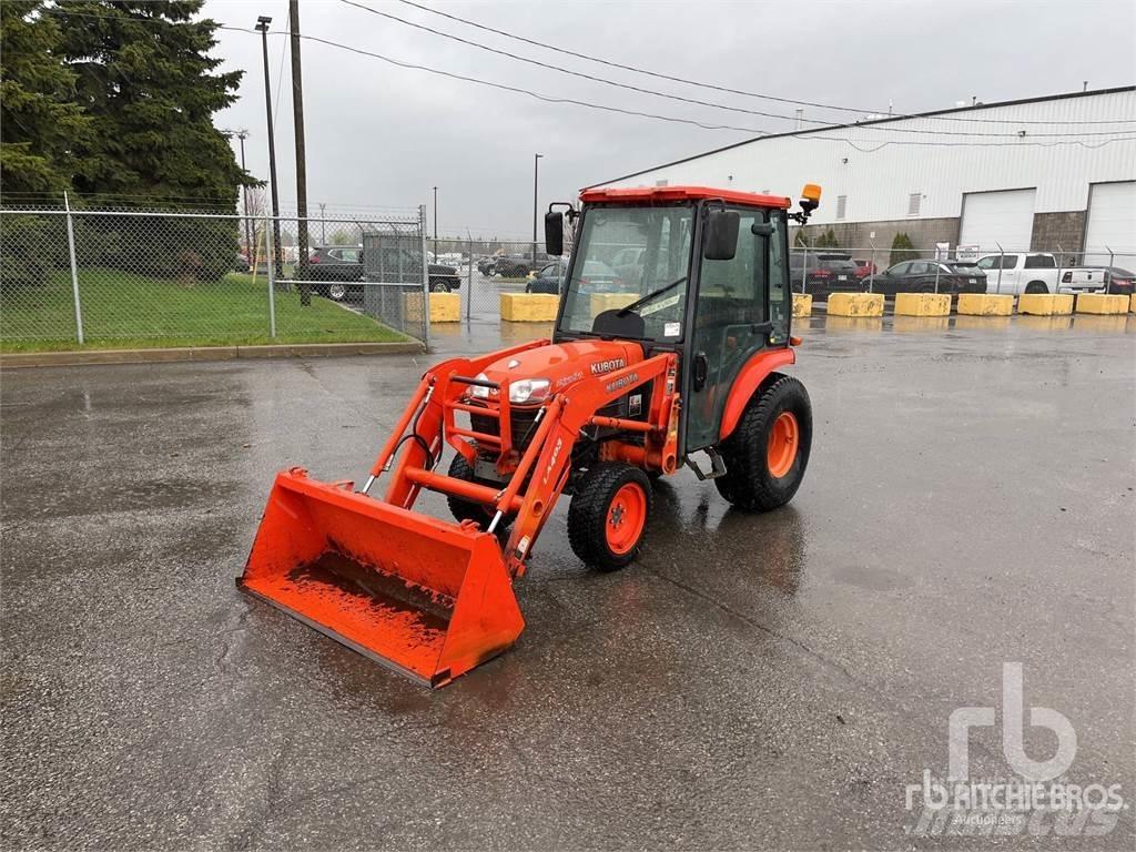 Kubota B3030 جرارات مدمجة