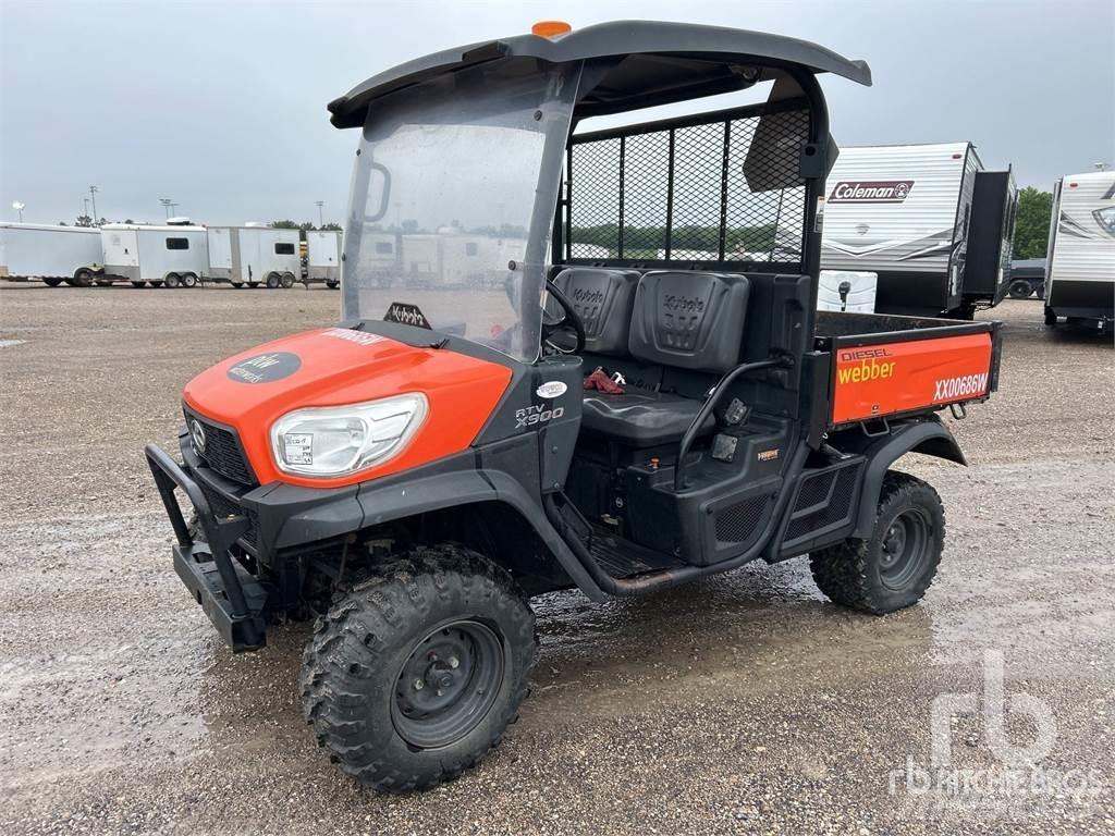 Kubota RTV-X900 مركبات لجميع التضاريس