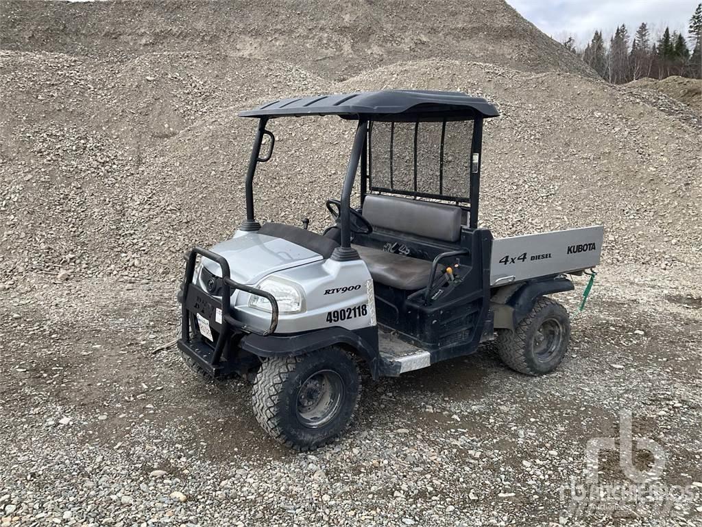 Kubota RTV900 ماكينات منفعة عامة