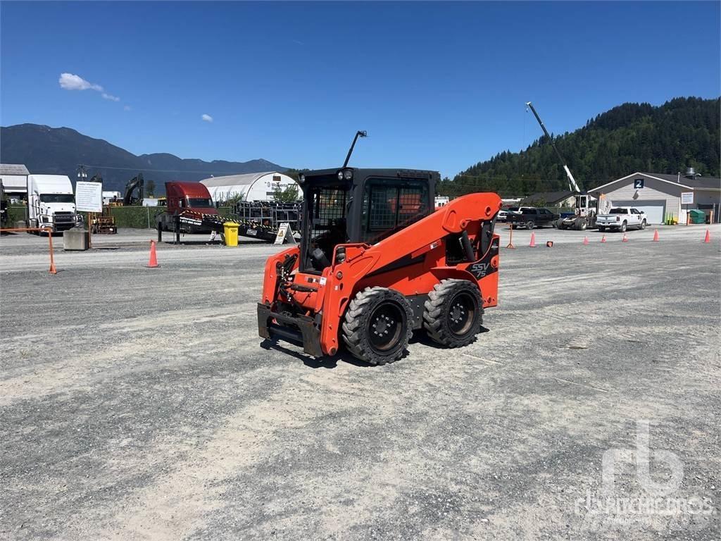 Kubota SSV75 لوادر انزلاقية التوجيه