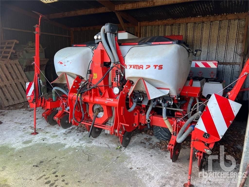 Kuhn MAXIMA 2TS معدات بذر