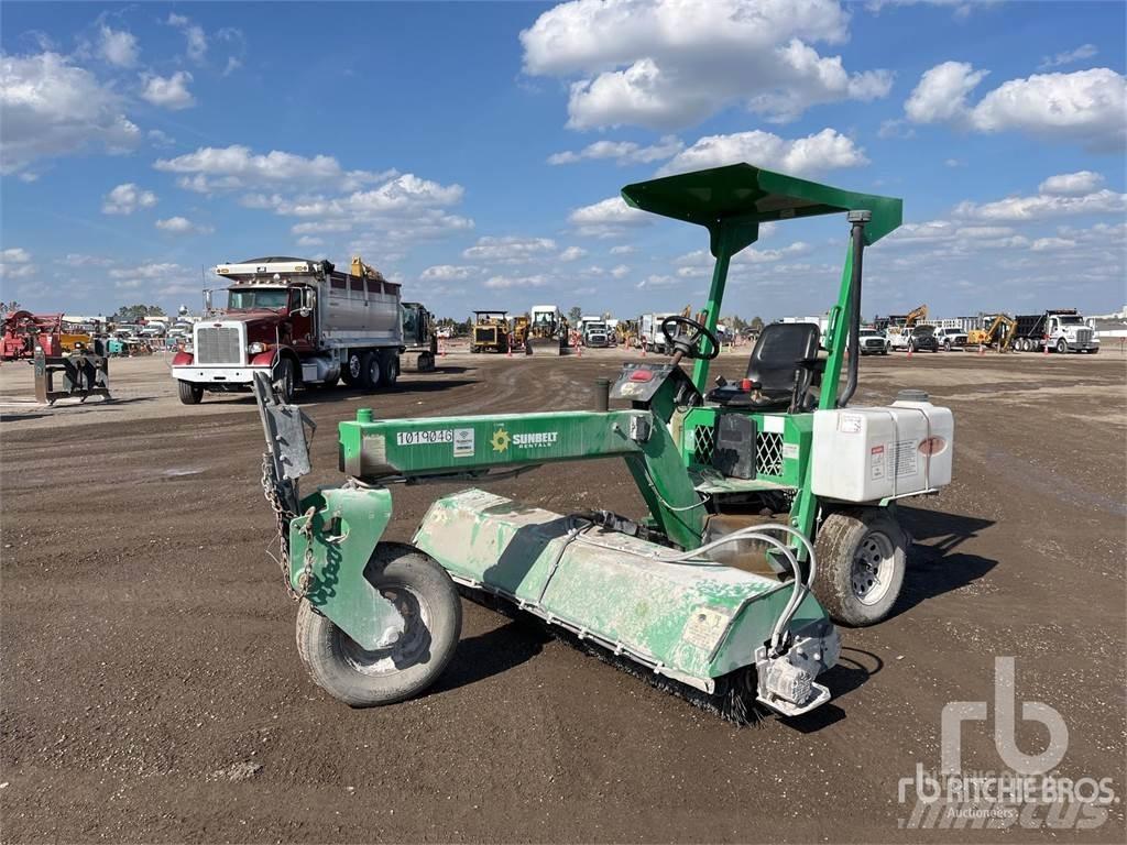 Lay-Mor SM300 كاسحات داخلية
