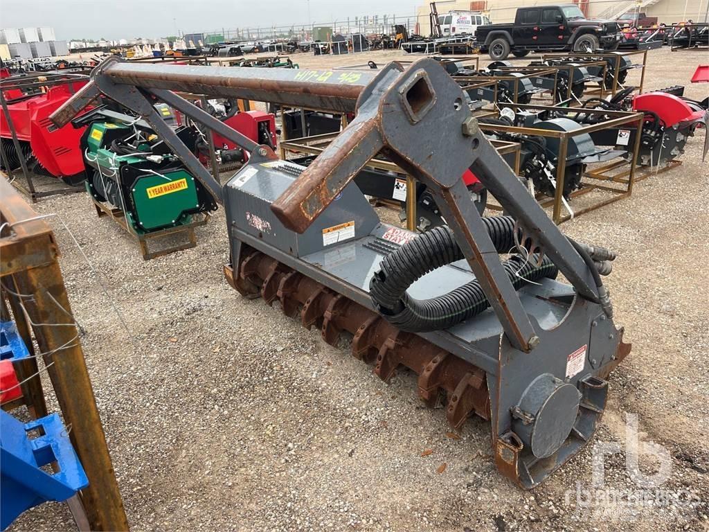 Loftness 72 in ماكينات تقطيع أخشاب الحراجة