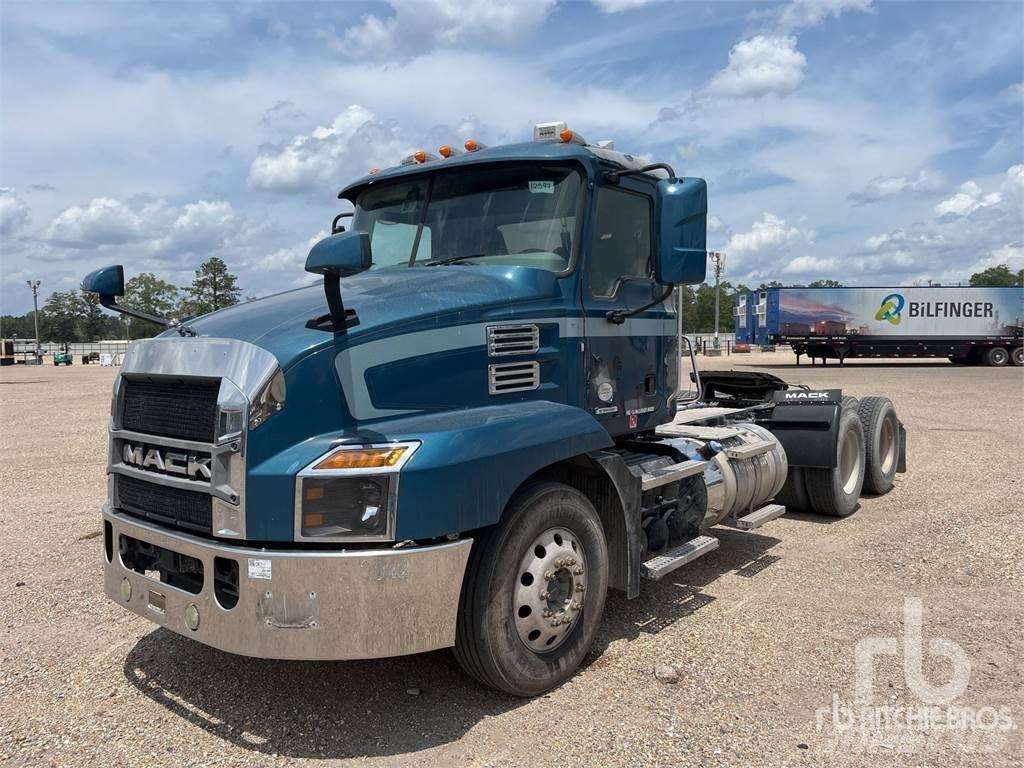 Mack AN64T وحدات الجر