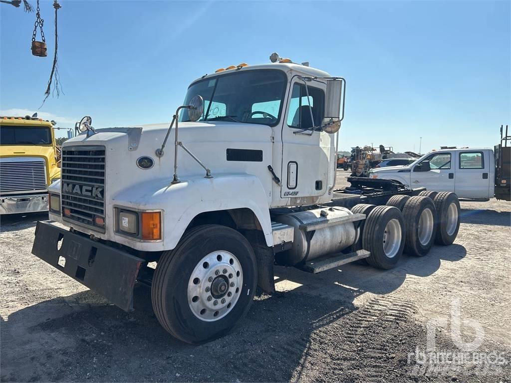 Mack CH613 وحدات الجر