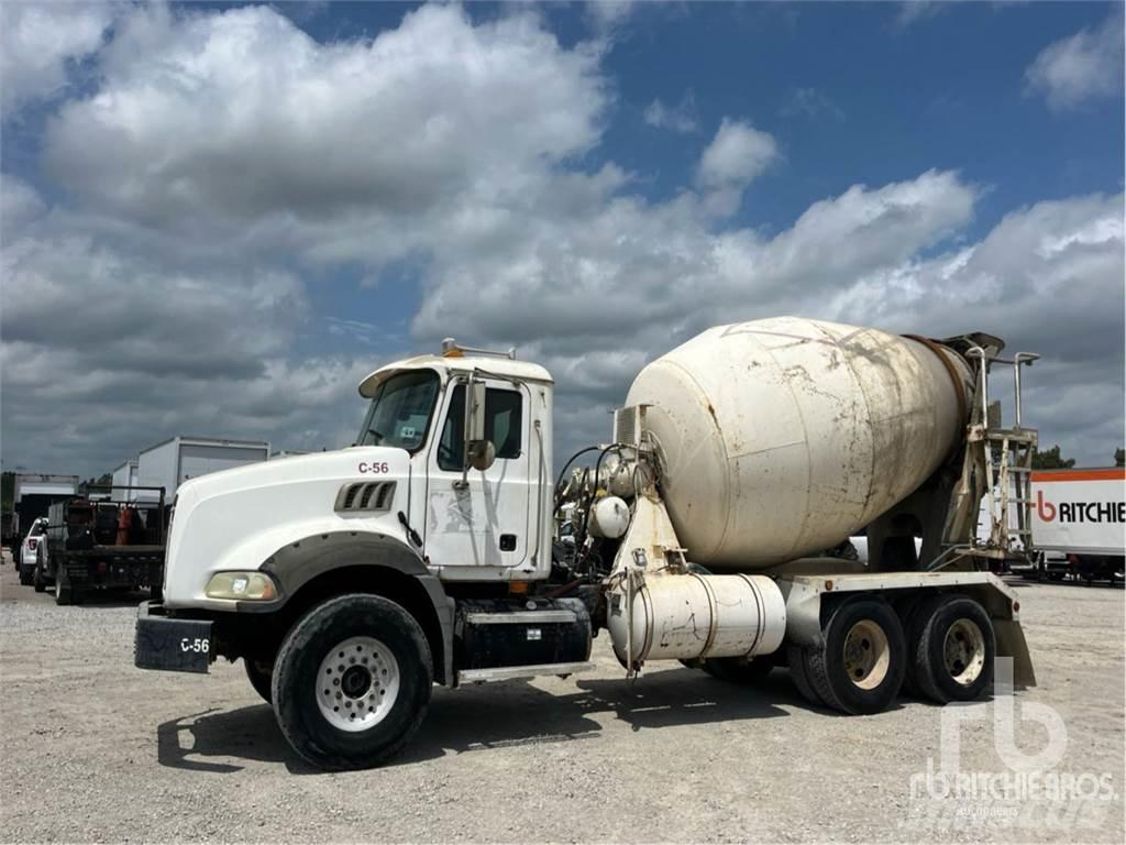Mack CTP713 شاحنات خرسانة