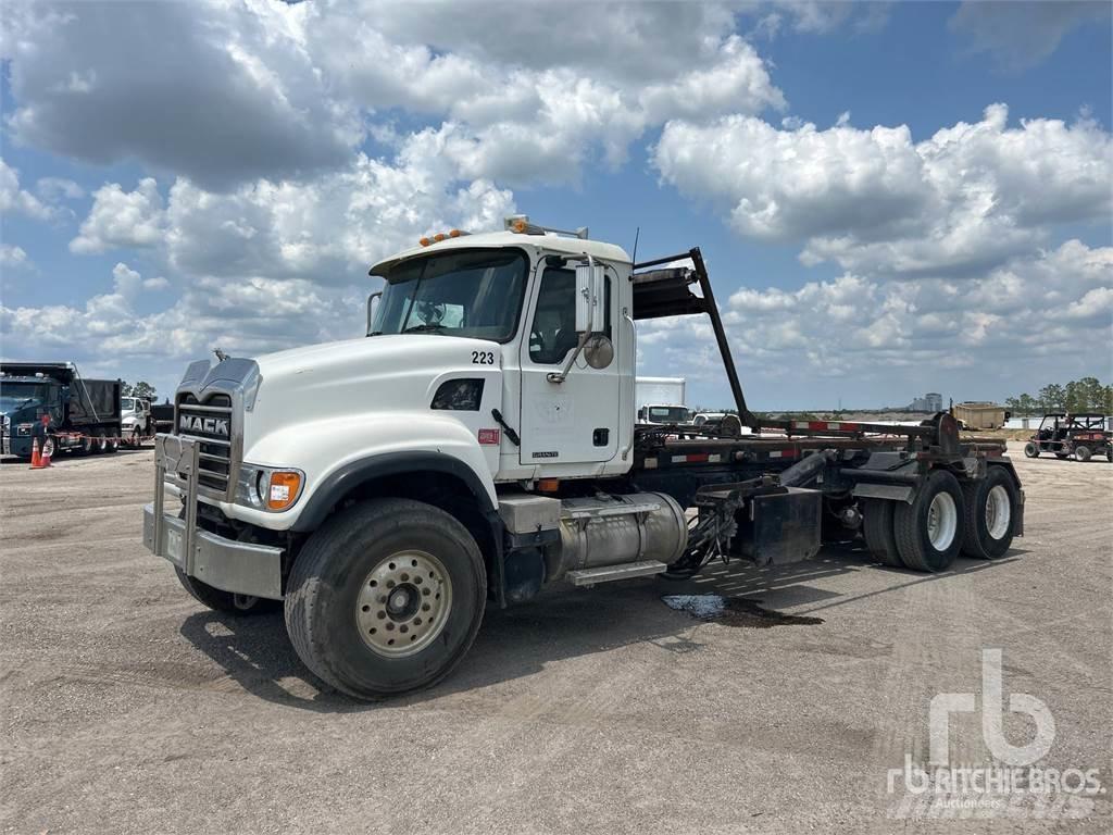 Mack CV713 شاحنات قابلة للفك
