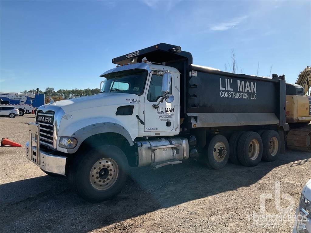 Mack GU713 شاحنات قلابة