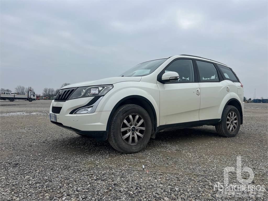 Mahindra XUV500 شاحنات خفيفة/مفصلية الجوانب