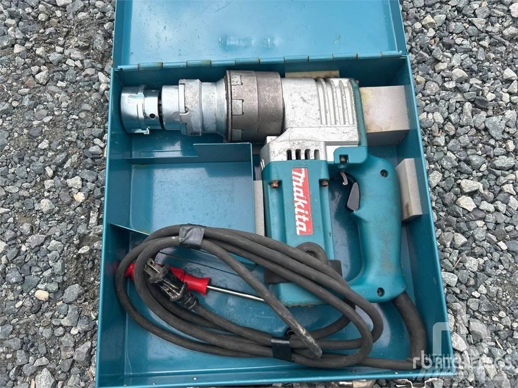 Makita 6922NB أخرى
