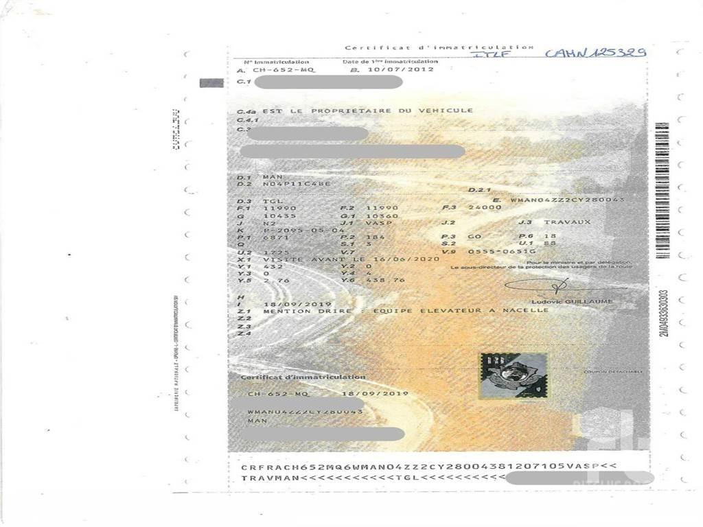 MAN TGL المنصات الهوائية المثبتة على مقطورة