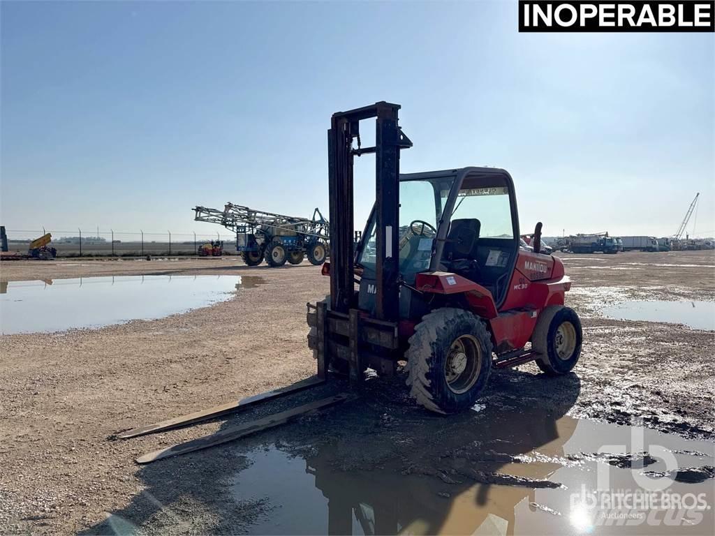 Manitou MC30 شاحنات الطرق الوعرة