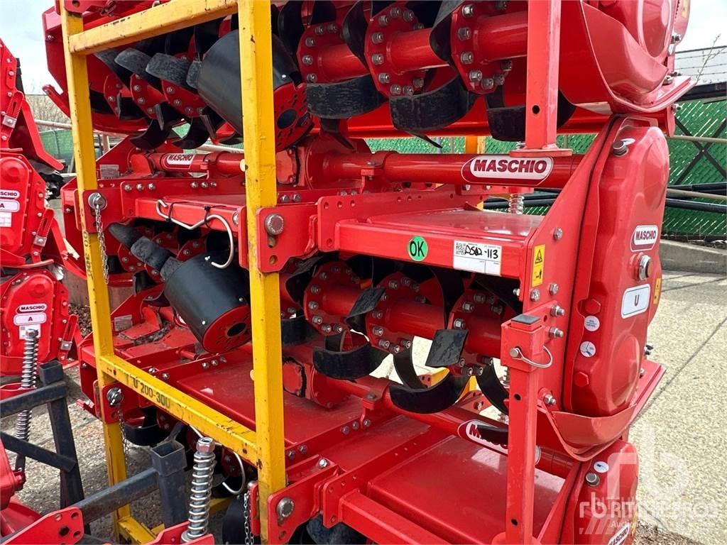 Maschio U205 جرارات ثنائية العجلات